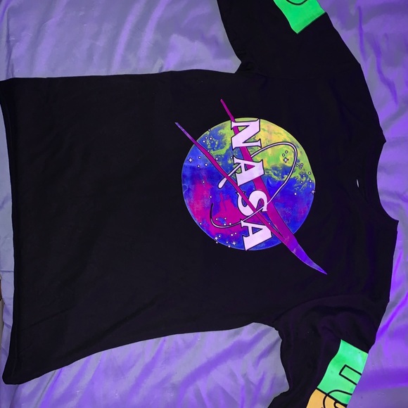 NASA Logo Longsleeve - Picture 2 of 4